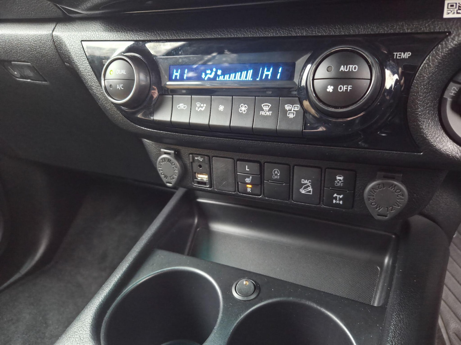 Used Toyota Hilux 2022 for sale - 77091193: Photo 18