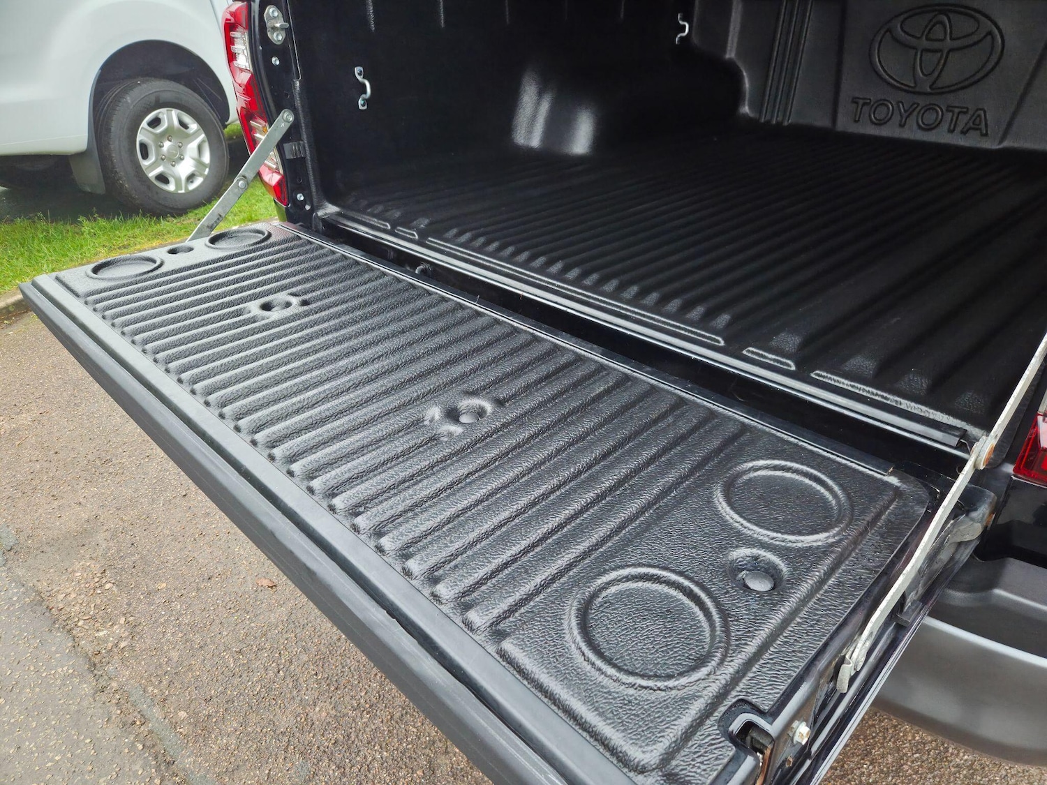 Used Toyota Hilux 2022 for sale - 77091193: Photo 28