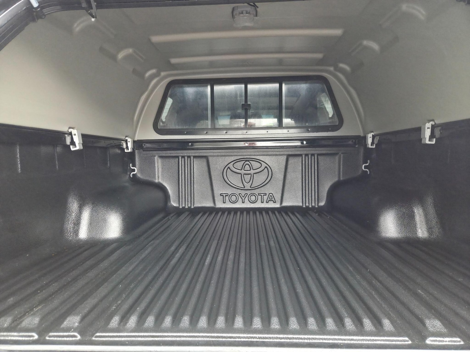 Used Toyota Hilux 2022 for sale - 77091193: Photo 4