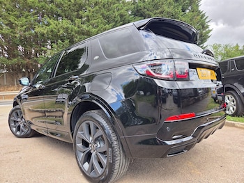 Used Land Rover Discovery Sport 2022 for sale - 79018776: Photo