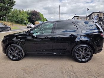 Used Land Rover Discovery Sport 2022 for sale - 79018776: Photo