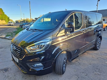 Used Ford Tourneo Custom 2021 for sale - 76780990: Photo