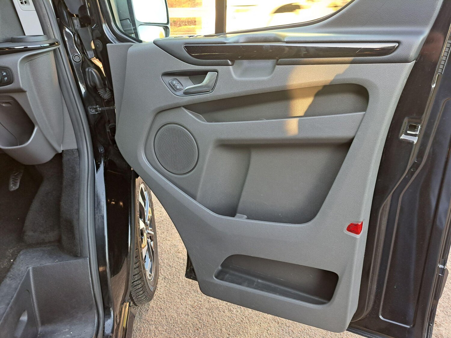 Used Ford Tourneo Custom 2021 for sale - 76780990: Photo 41