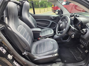 Used smart fortwo 2018 for sale - 78793734: Photo