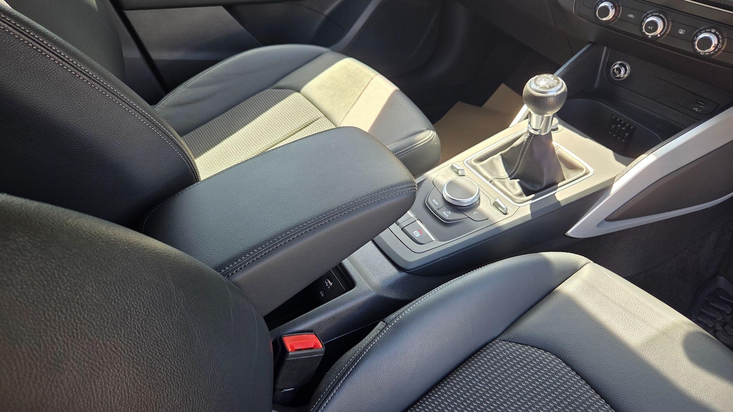 Used Audi Q2 for sale - 76735379: Photo 23