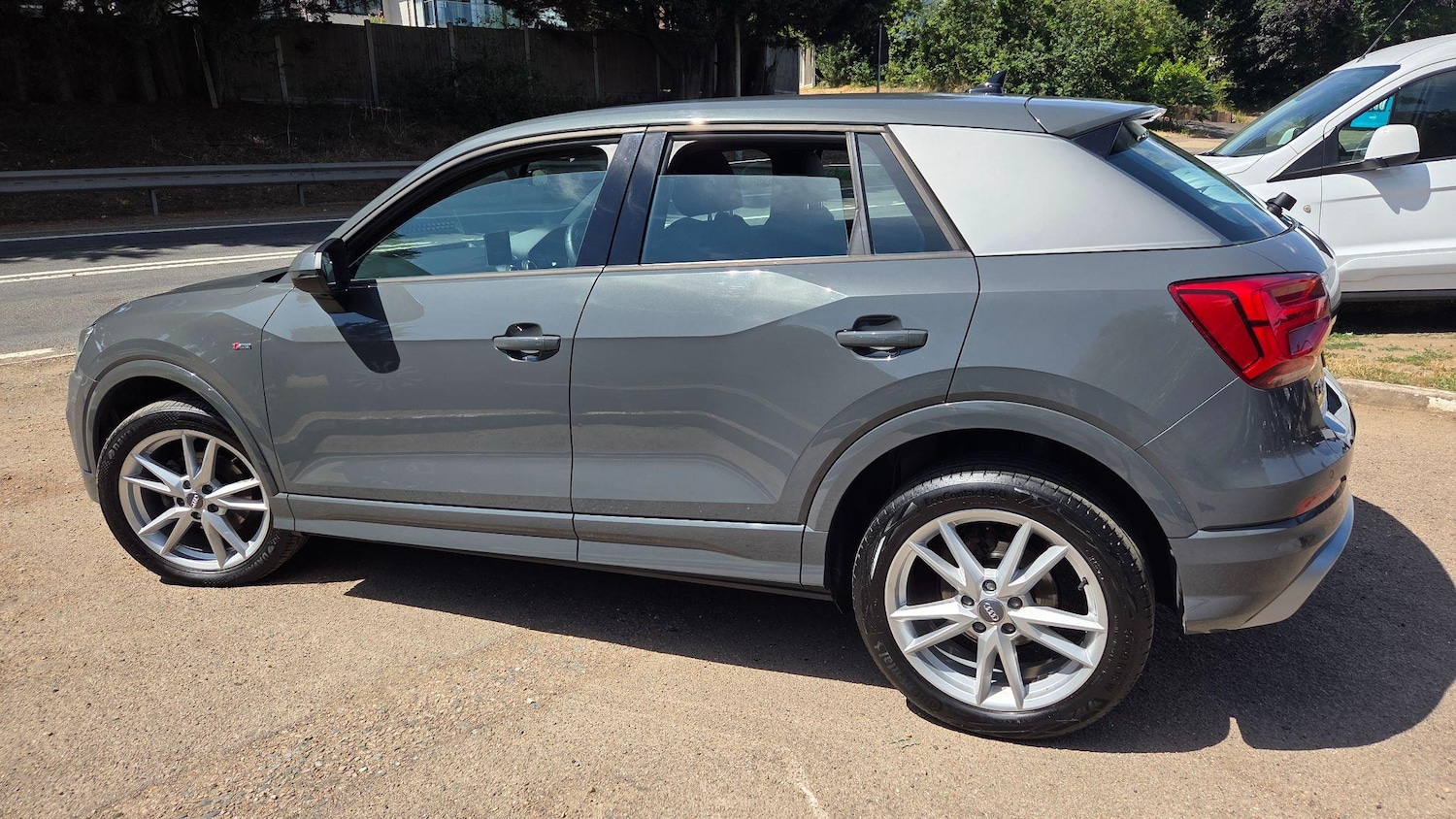 Used Audi Q2 for sale - 76735379: Photo 3
