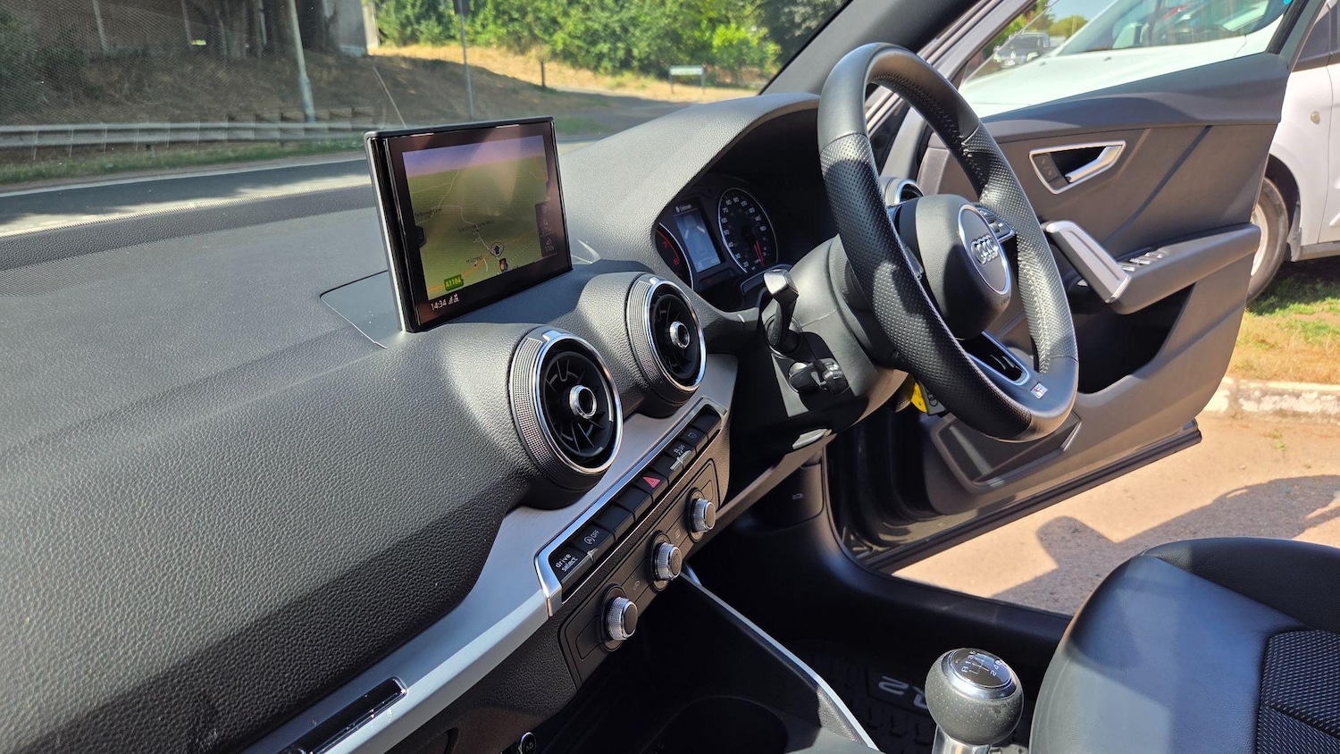 Used Audi Q2 for sale - 76735379: Photo 30