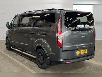 Used Ford Tourneo Custom 2019 for sale - 78101279: Photo
