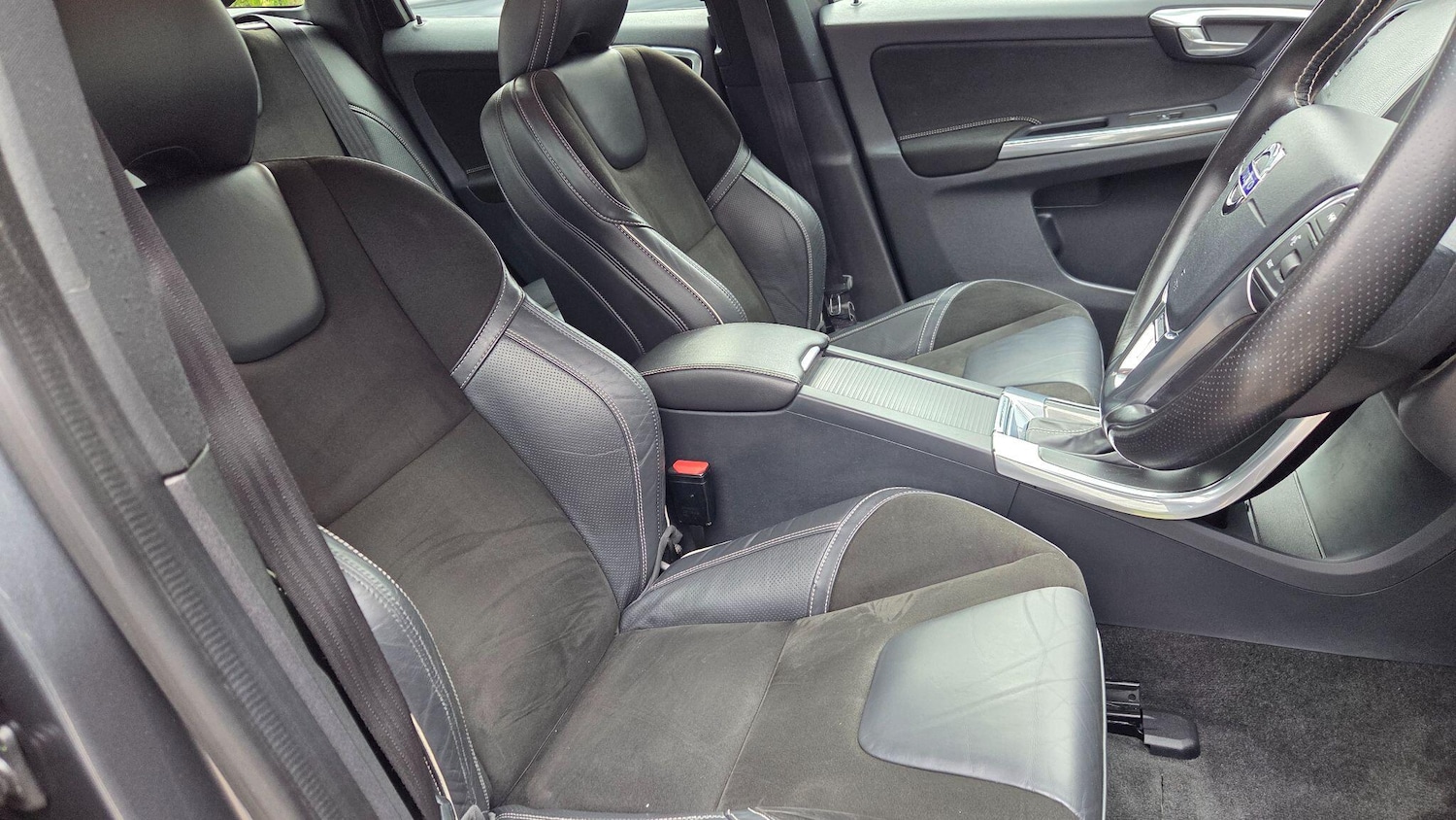 Used Volvo XC60 2017 for sale - 76786888: Photo 13