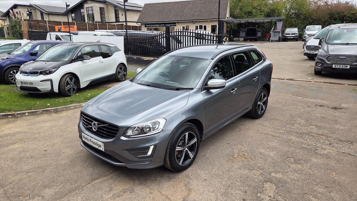 Used Volvo XC60 2017 for sale - 76786888: Photo 25