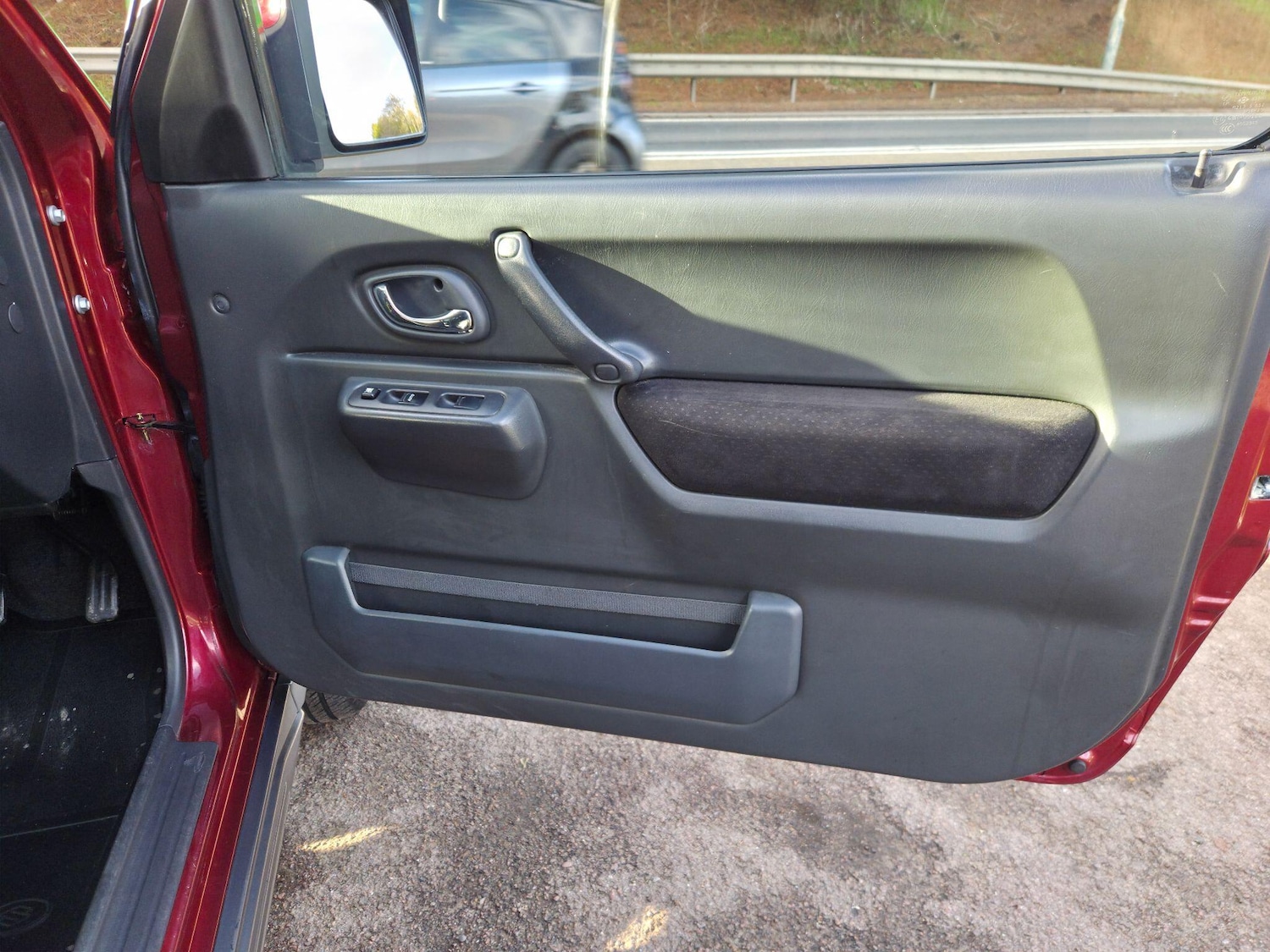 Used Suzuki Jimny for sale - 77315305: Photo 7