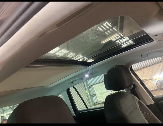 Used Volkswagen Tiguan for sale - 76735477: Photo 2