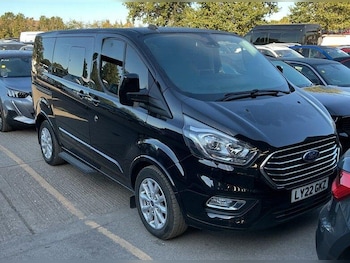 Used Ford Tourneo Custom 2022 for sale - 79553502: Photo