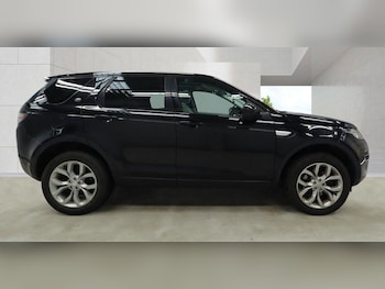 Used Land Rover Discovery Sport 2018 for sale - 78245452: Photo