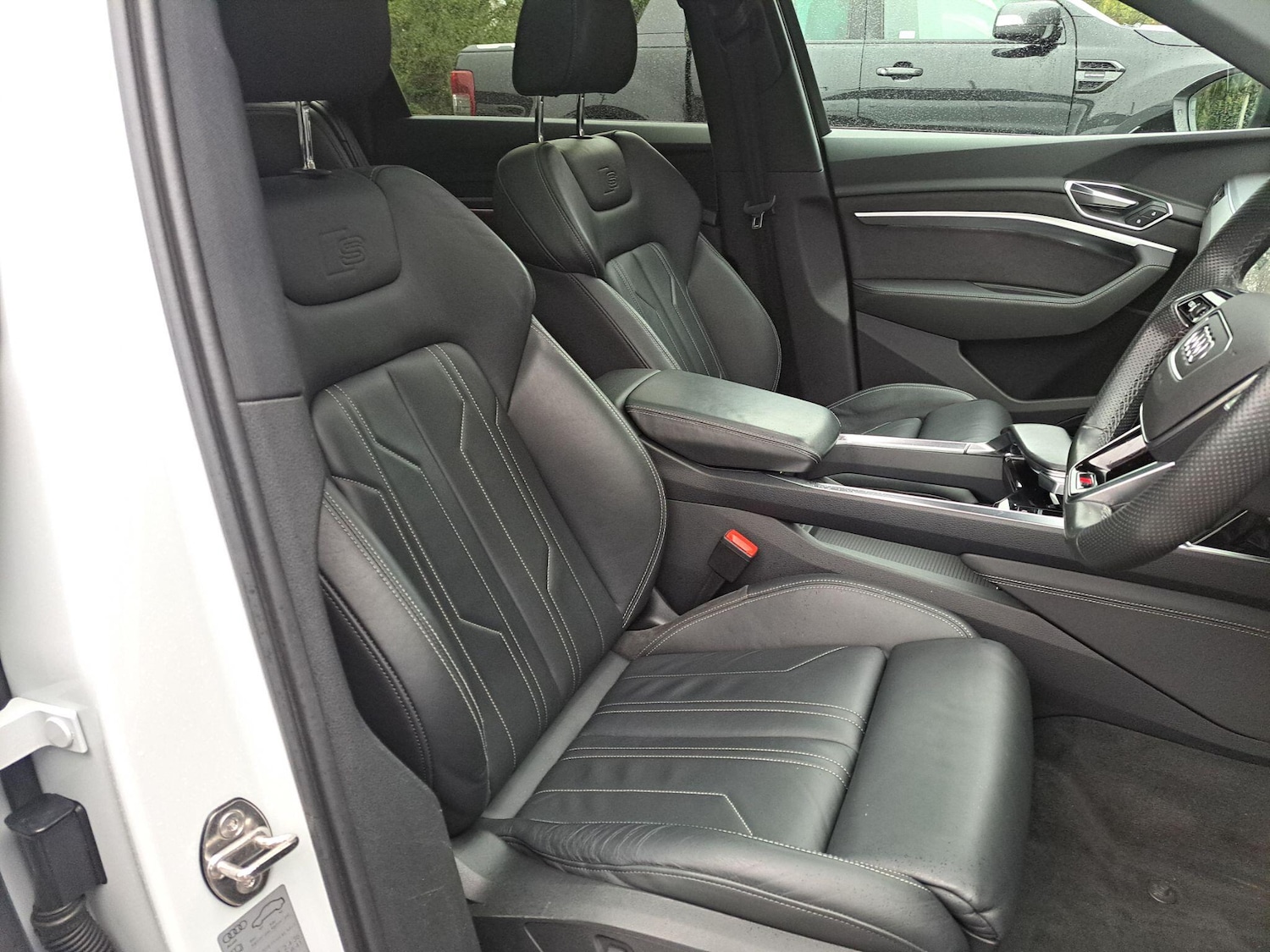 Used Audi e-tron 2021 for sale - 76781955: Photo 11