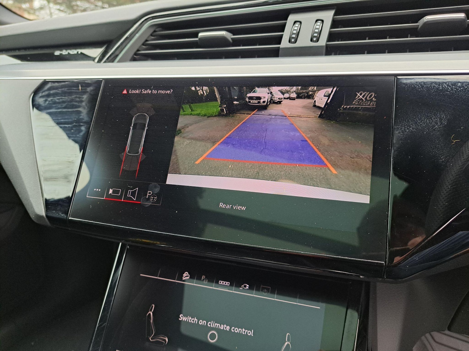 Used Audi e-tron 2021 for sale - 76781955: Photo 23