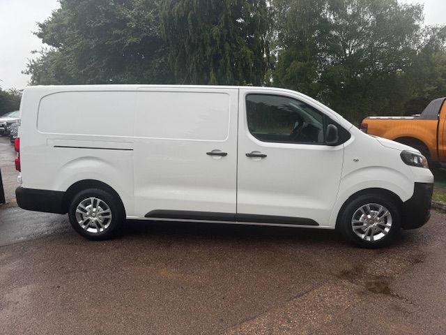 Used Vauxhall Vivaro 2021 for sale - 76781472: Photo 4