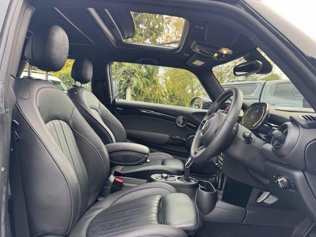 Used MINI Hatch 2022 for sale - 76781307: Photo 4