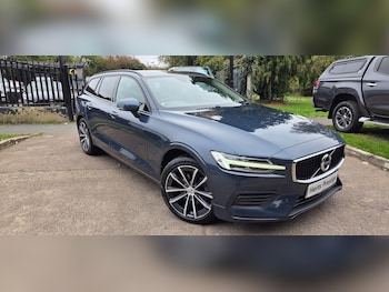 2021 (21) - 2.0 B4D Momentum 5dr Auto