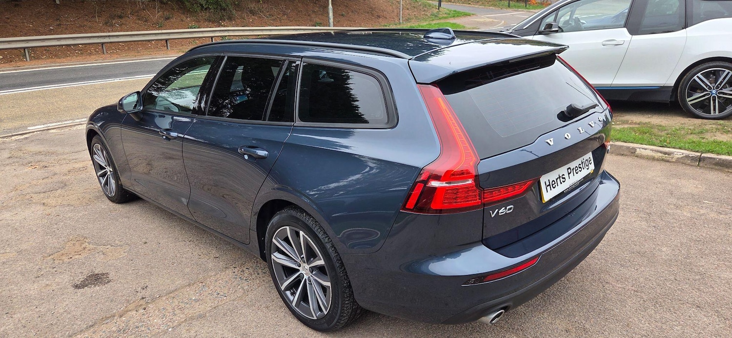 Used Volvo V60 2021 for sale - 76781213: Photo 5