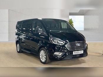 Used Ford Tourneo Custom 2018 for sale - 78810003: Photo