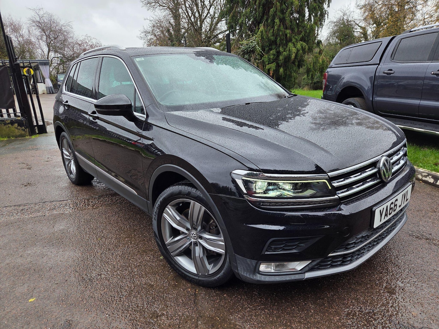 Used Volkswagen Tiguan 2016 for sale - 76781334: Photo 1
