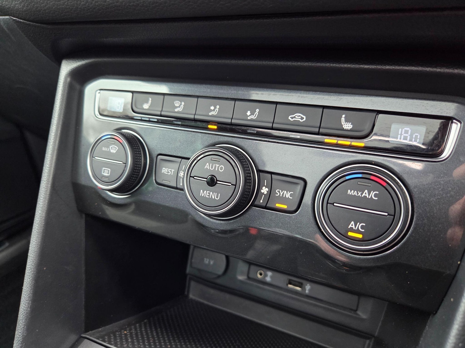 Used Volkswagen Tiguan 2016 for sale - 76781334: Photo 21