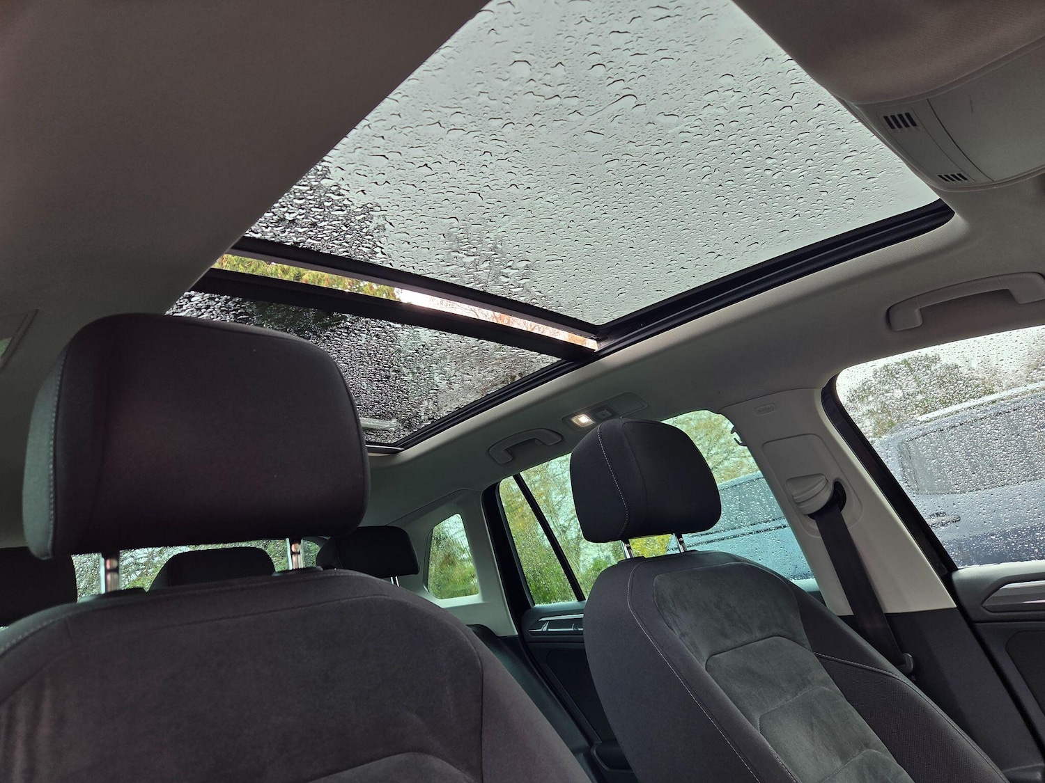 Used Volkswagen Tiguan 2016 for sale - 76781334: Photo 3