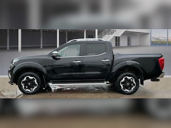 Used Nissan Navara 2021 for sale - 77510536: Photo