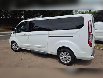 Used Ford Tourneo Custom 2022 for sale - 78363874: Photo