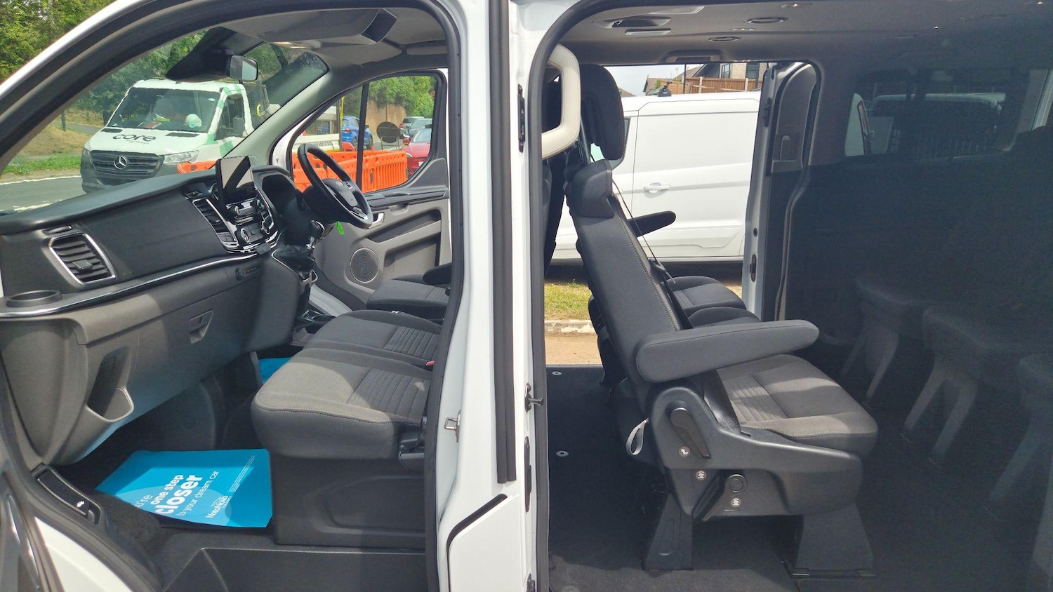 Used Ford Tourneo Custom for sale - 76735509: Photo 28