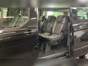 Used Ford Tourneo Custom 2022 for sale - 78608751: Photo