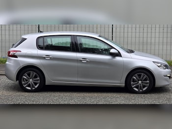 Used Peugeot 308 2017 for sale - 76280624: Photo