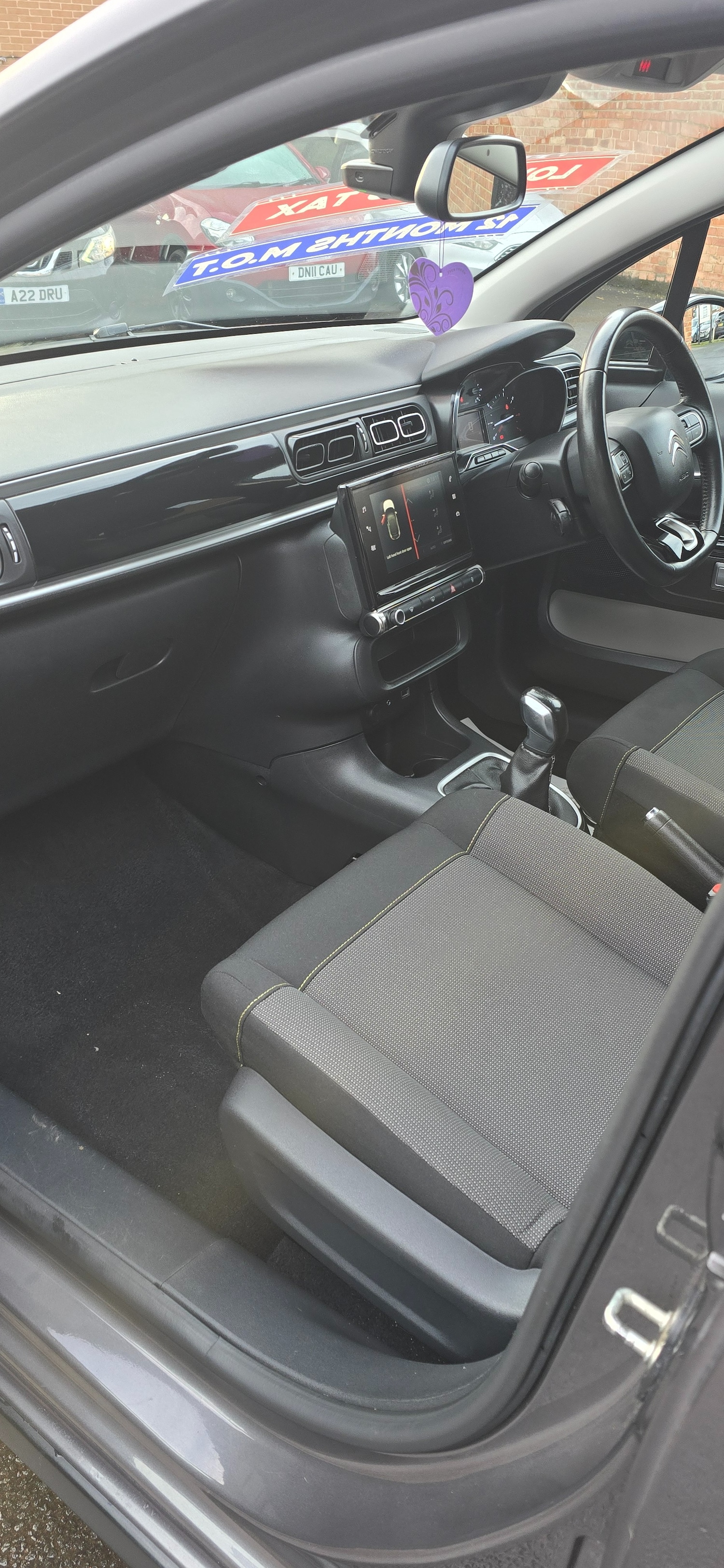 Used Citroen C3 2018 for sale - 76652829: Photo 16