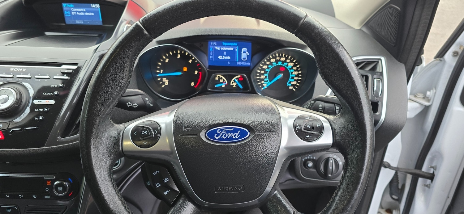 Used Ford Kuga 2012 for sale - 76547986: Photo 11