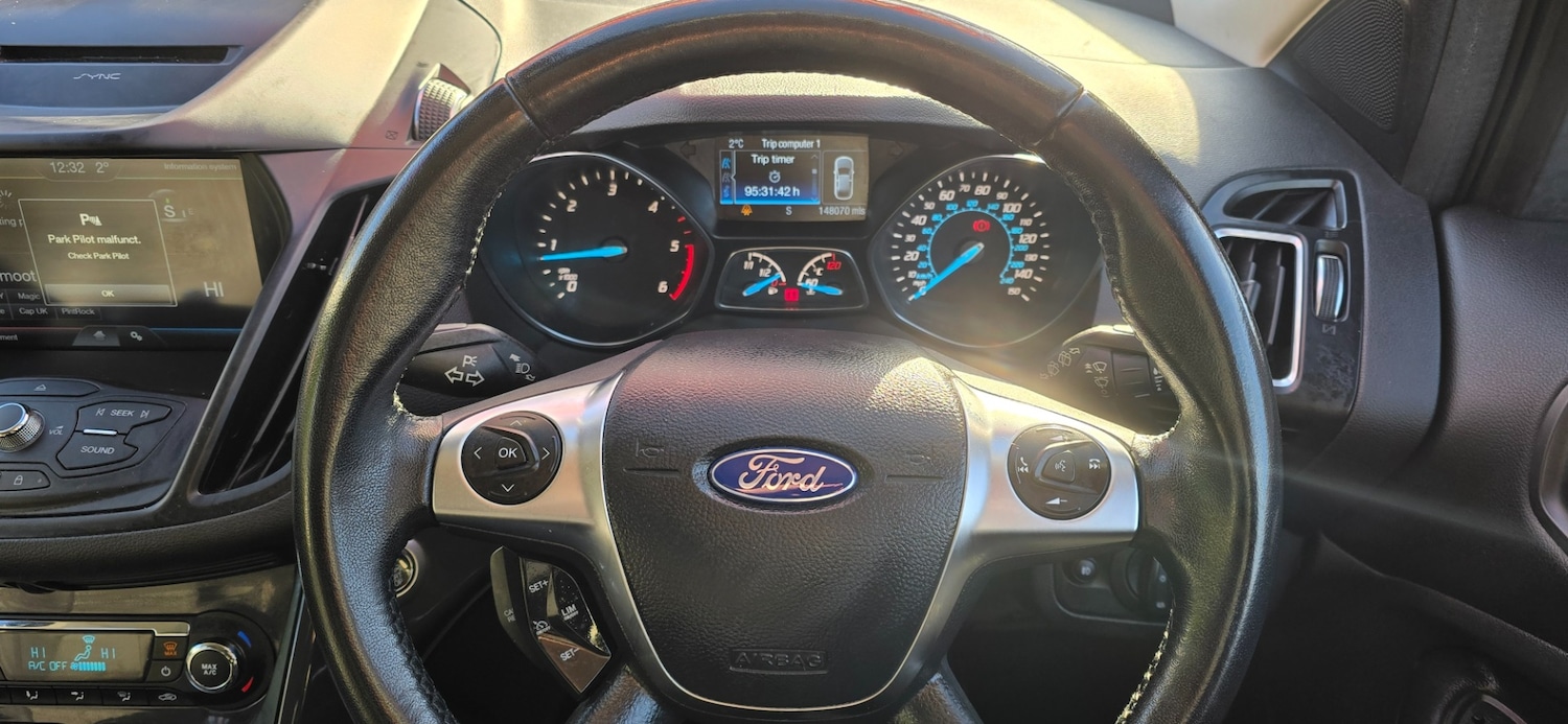 Used Ford Kuga 2016 for sale - 76652917: Photo 11