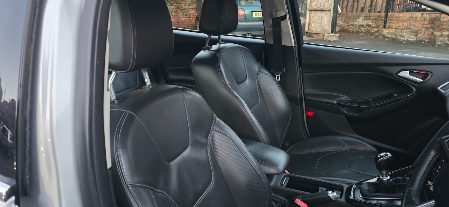 Used Ford Focus 2014 for sale - 76627369: Photo 10