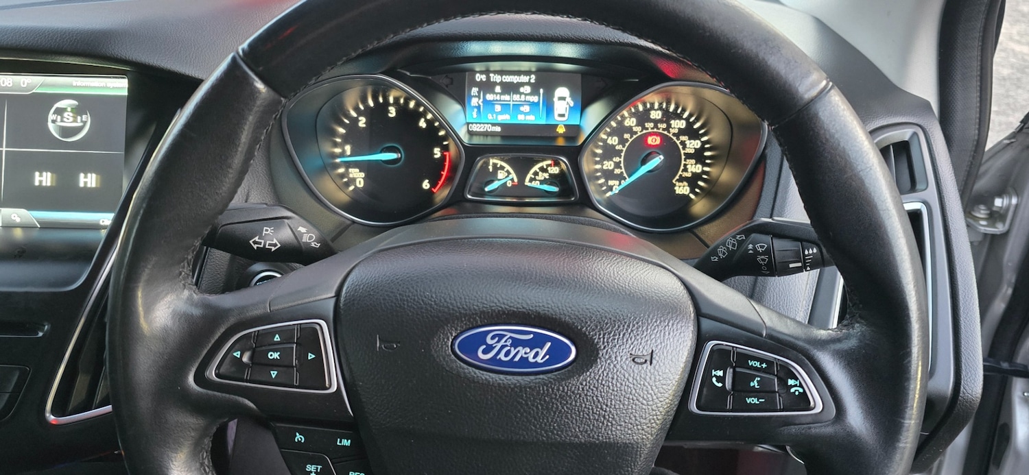 Used Ford Focus 2014 for sale - 76627369: Photo 11