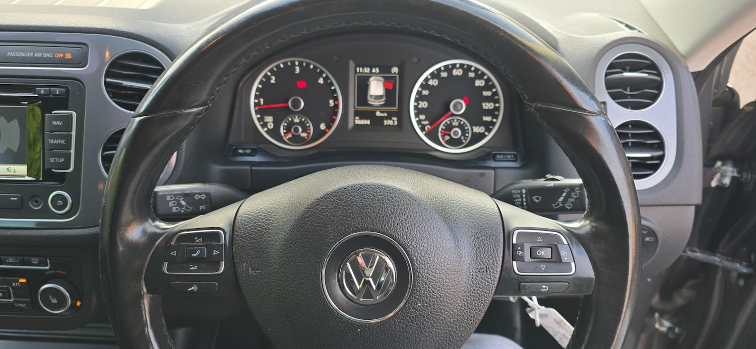 Used Volkswagen Tiguan 2014 for sale - 76663720: Photo 11