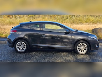 Used Renault Megane 2013 for sale - 76413036: Photo