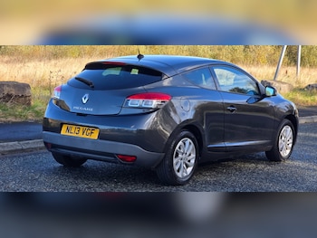 Used Renault Megane 2013 for sale - 76413036: Photo