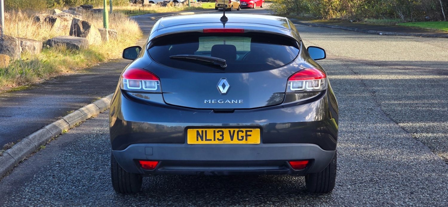 Used Renault Megane 2013 for sale - 76413036: Photo 4