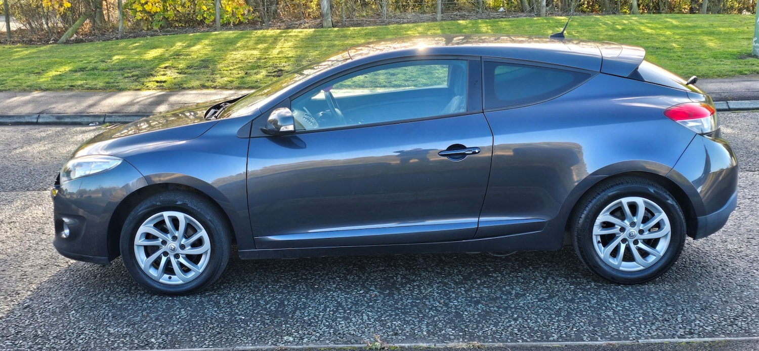 Used Renault Megane 2013 for sale - 76413036: Photo 6