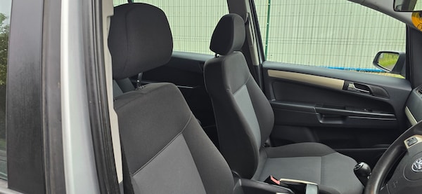 Used Vauxhall Zafira 2009 for sale - 76290033: Photo 10