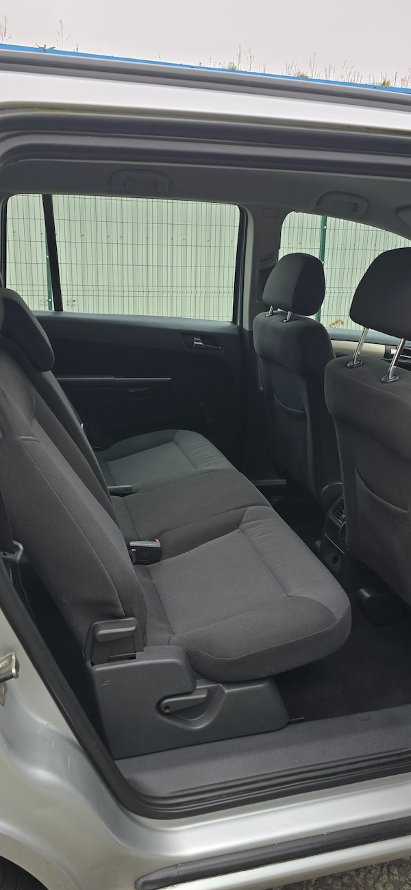 Used Vauxhall Zafira 2009 for sale - 76290033: Photo 13