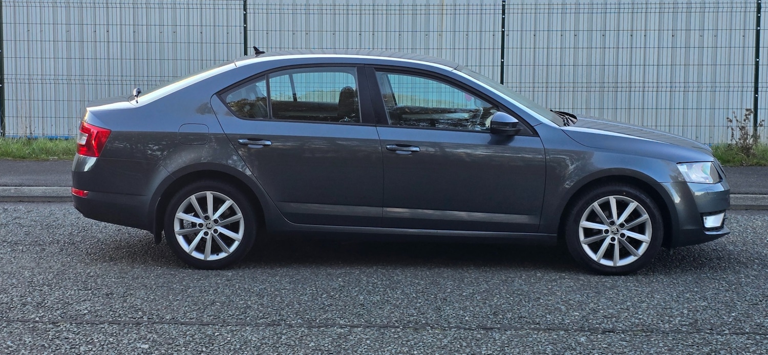 Used Skoda Octavia 2014 for sale - 76387011: Photo 2