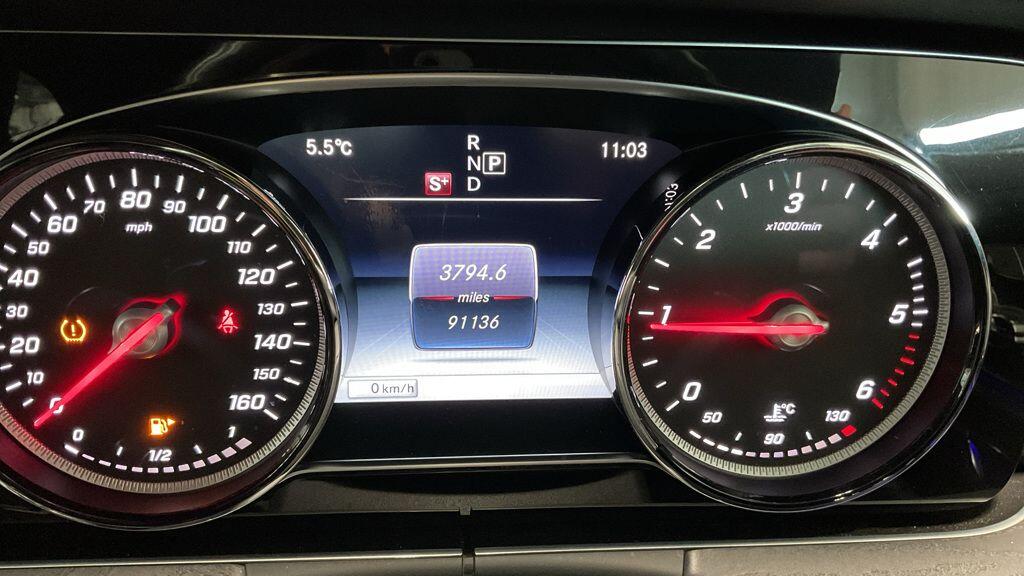 Used Mercedes-Benz E Class 2016 for sale - 77163040: Photo 12