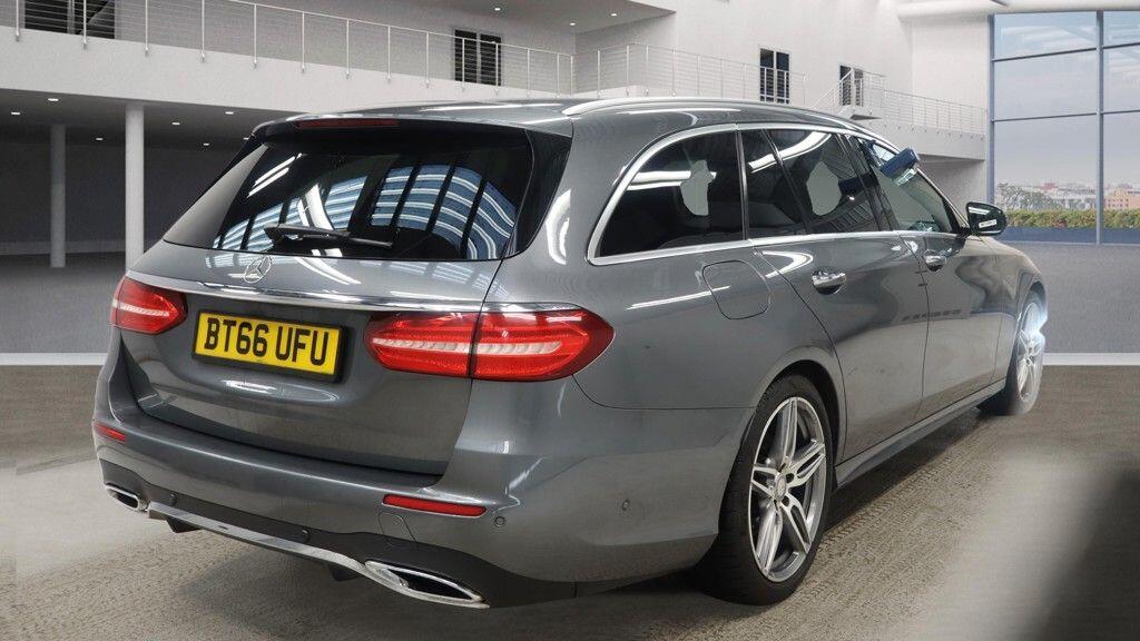 Used Mercedes-Benz E Class 2016 for sale - 77163040: Photo 8