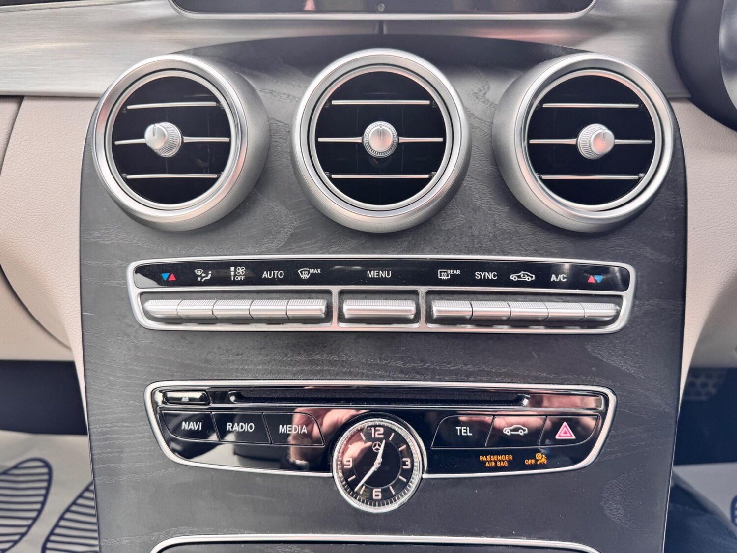 Used Mercedes-Benz C Class 2018 for sale - 77838474: Photo 34