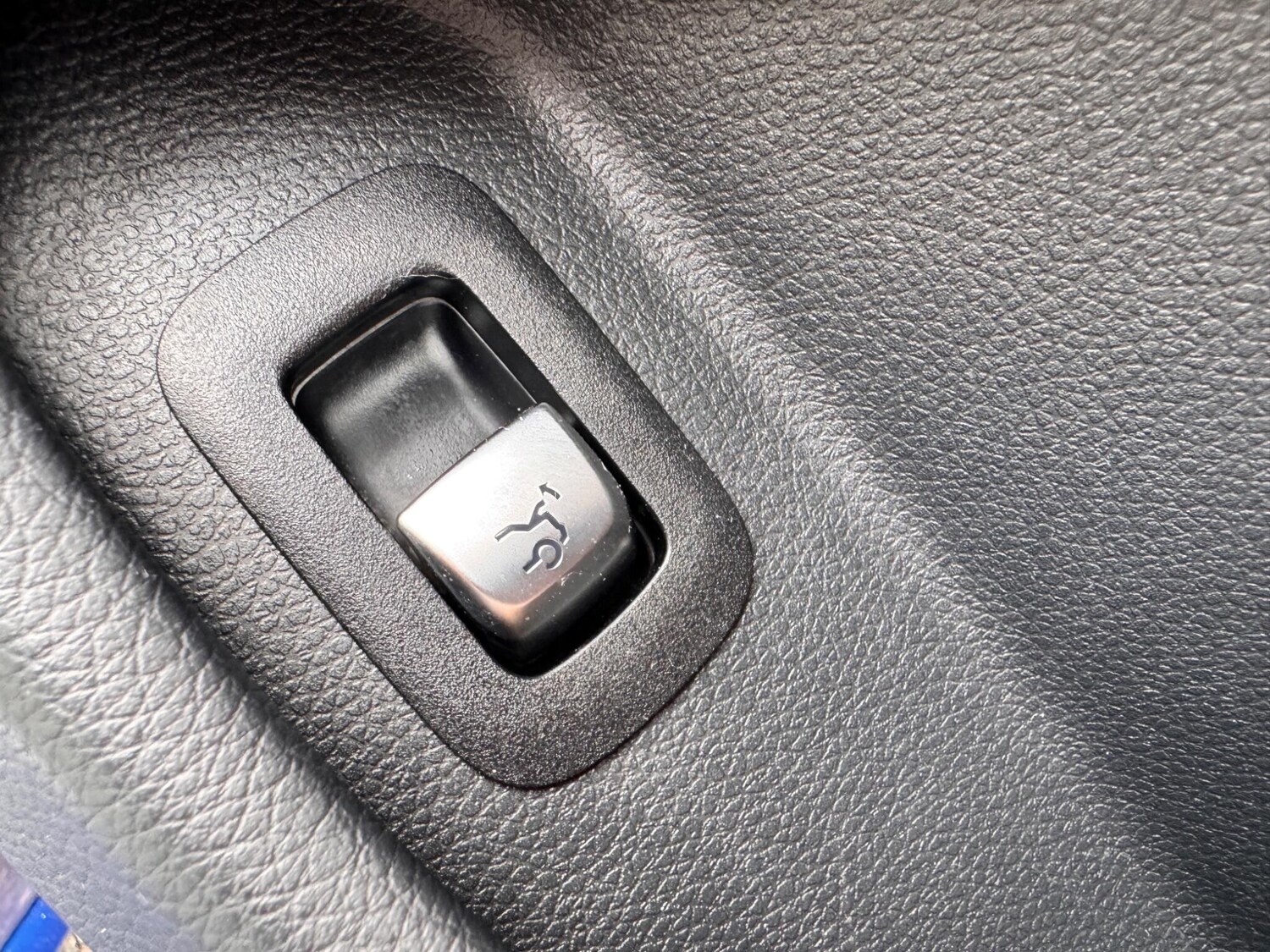 Used Mercedes-Benz C Class 2018 for sale - 77838474: Photo 56